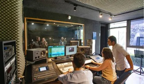 CECC | Centro de Estudios de Ciencias de la Comunicación